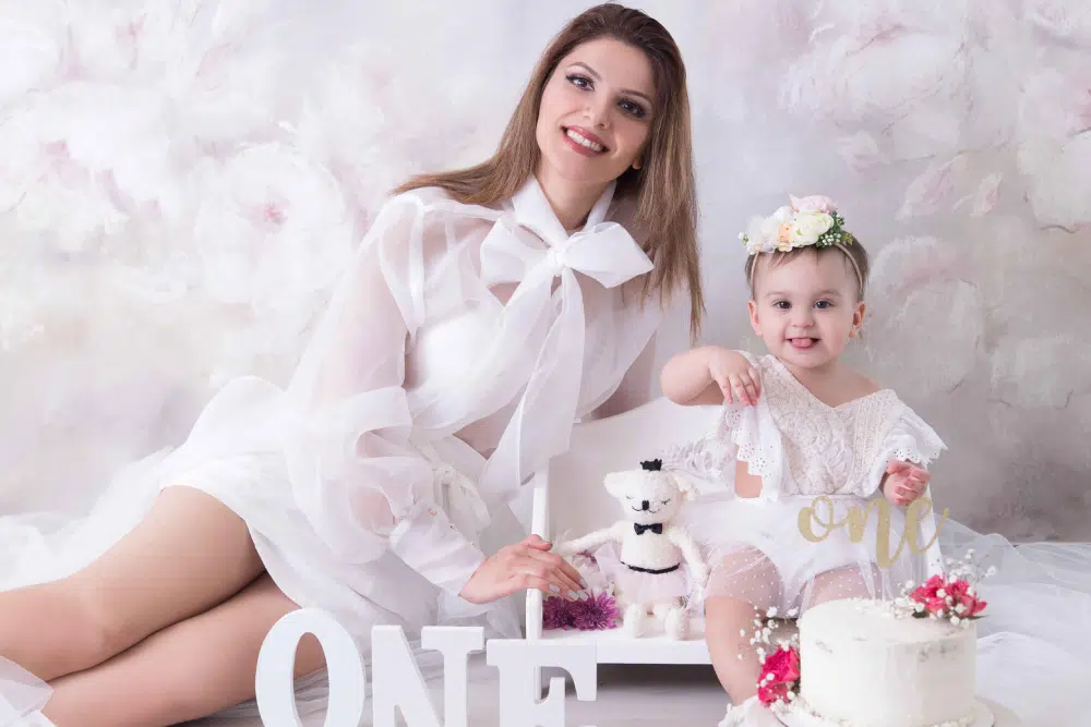 Why a Cake Smash Photoshoot Is the Perfect Choice
