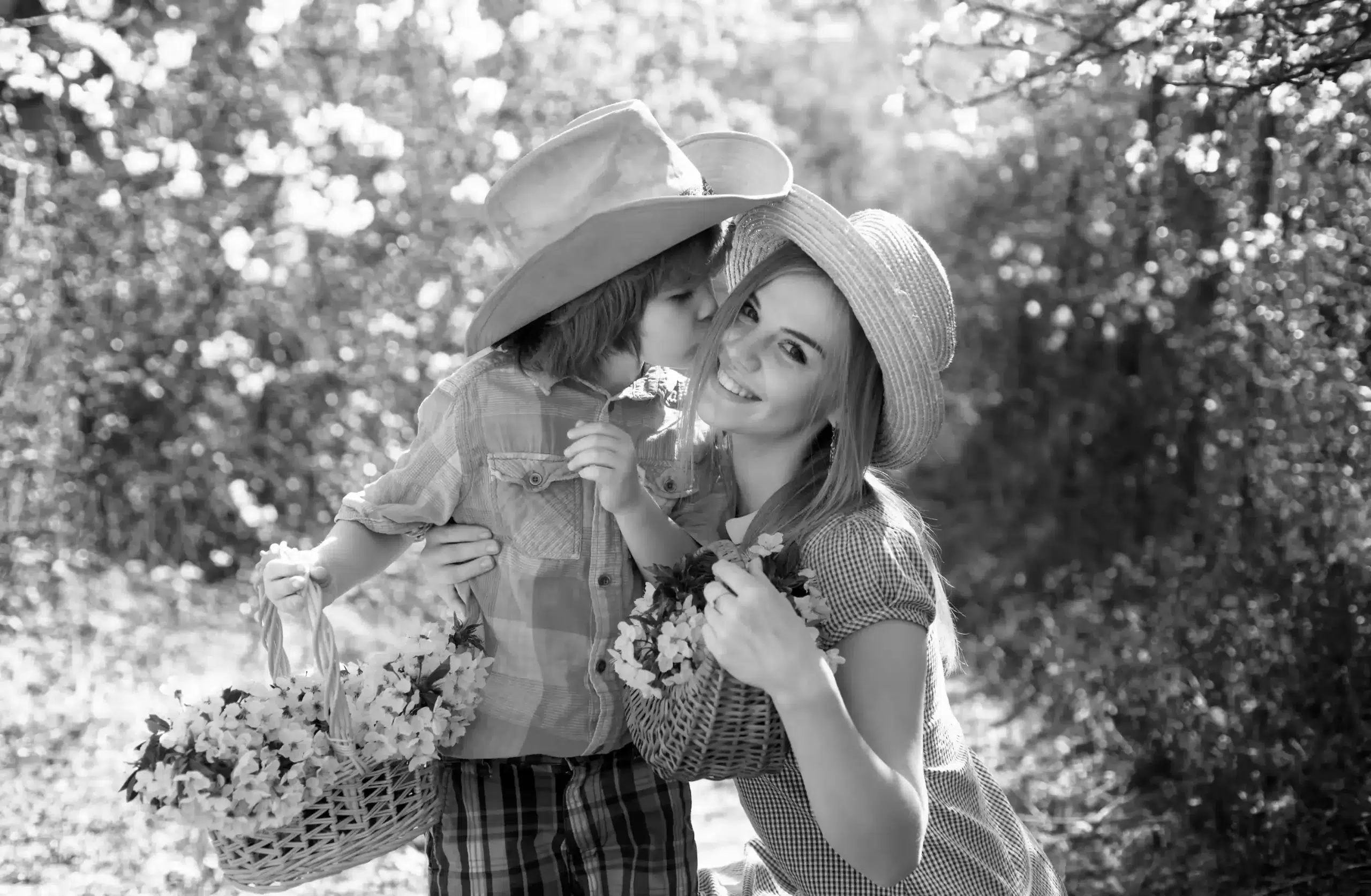 Creative Mother’s Day Photo Ideas & Inspiration (2026 Guide) 1 Why Mother’s Day Photography Matters More Than You Think