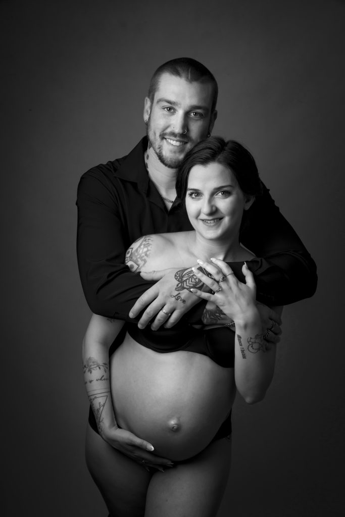 maternity-photo-shoot-near-me.jpg